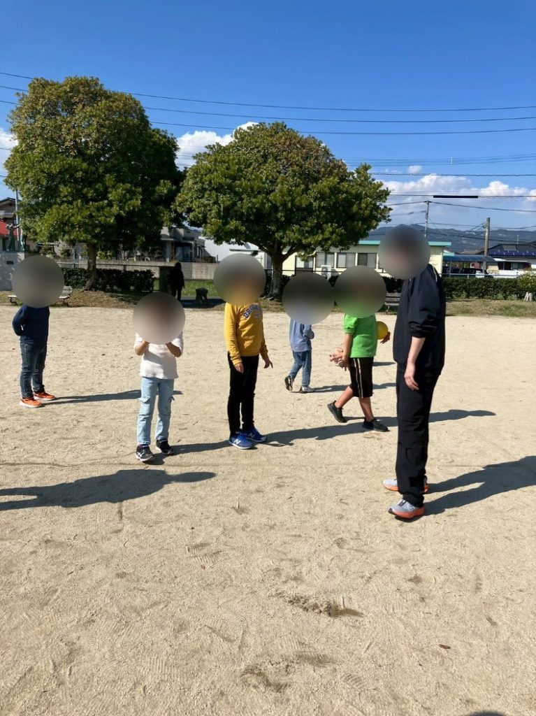 生き生きと遊ぶ子どもたち